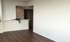 新築マンションのジオタワー南堀江にて、オプション家具の精密採寸。