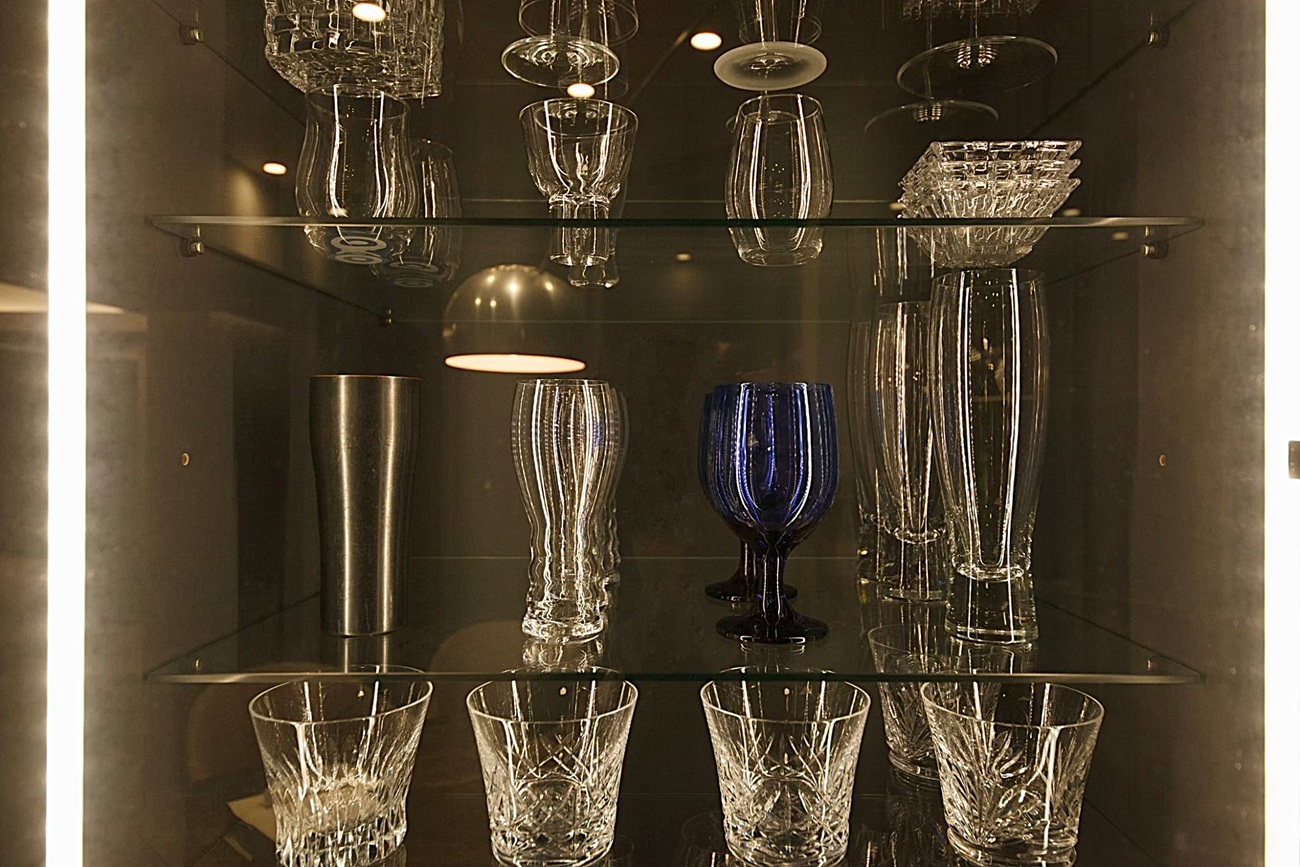 施工事例 M邸|ダイニング グラスキャビネット