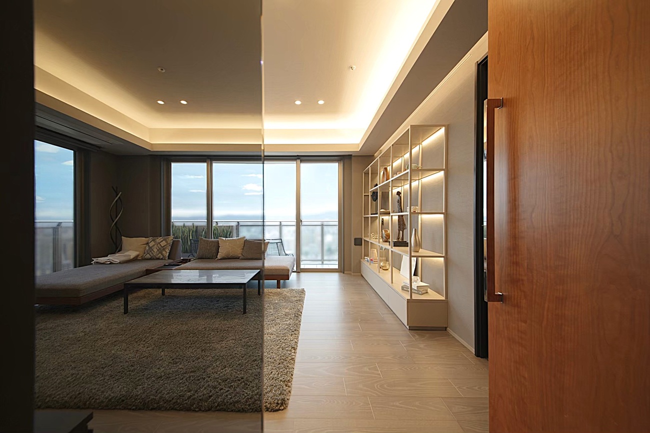 M邸_リビング_01_入口