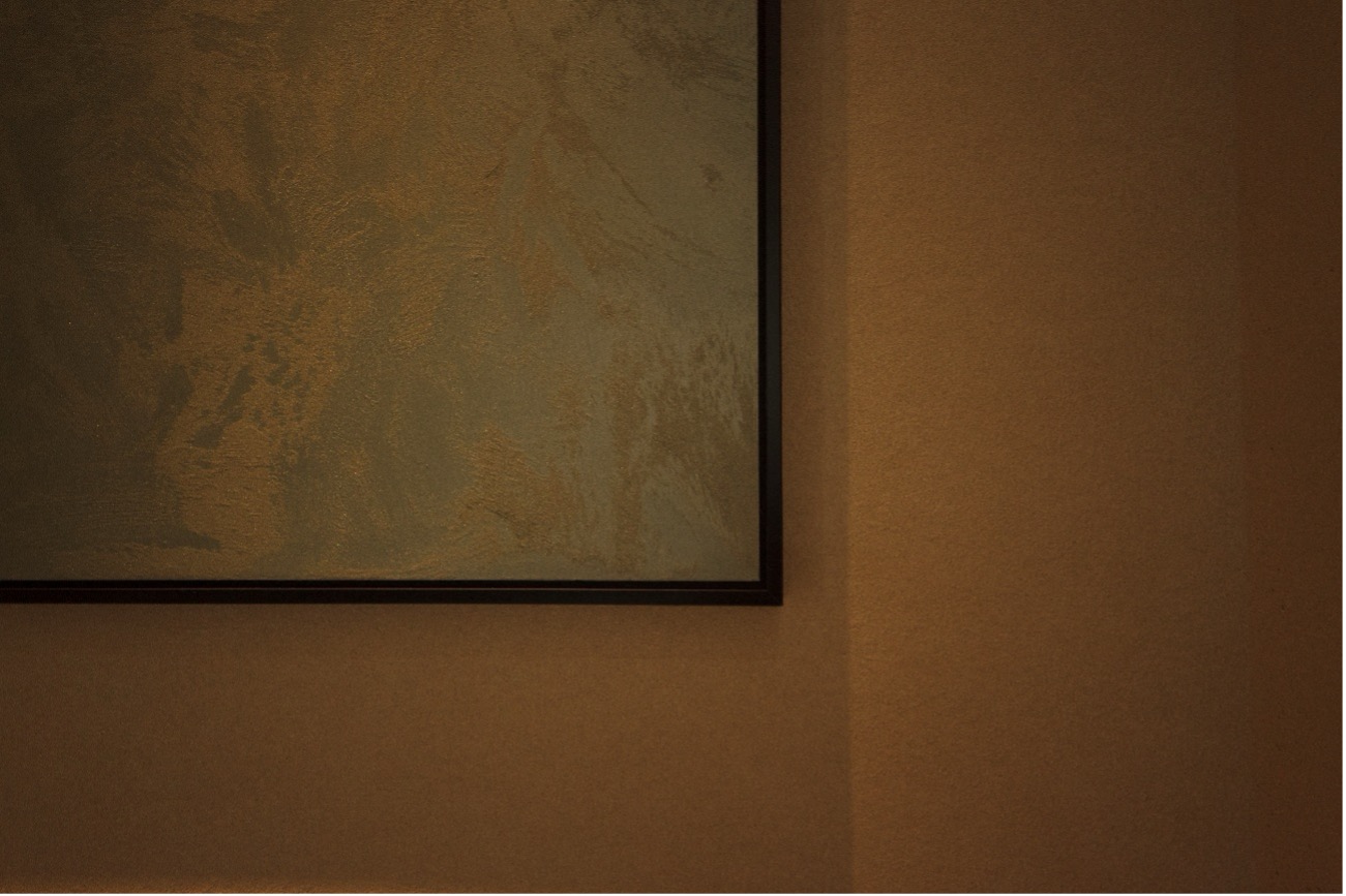 世界にひとつだけのアート”イタリア漆喰の絵画「スタッコパネル」を本社に飾りました